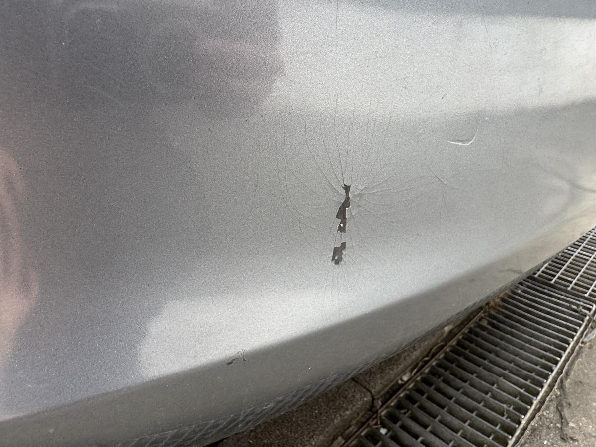 Opel Corsa D original Sto&szlig;stange Stossf&auml;nger hinten Z163 Lichtsilber 5-T&uuml;rer Bj.2007